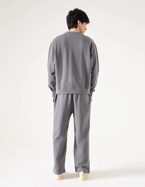 BASIC FLEECE SWEATSHIRT